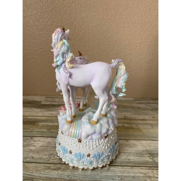 San Francisco Music Box Co Marjorie Sarnat Rainbow Visions Unicorn Music Box NEW - Picture 5 of 16